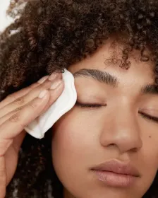 nivea_płyn_do_demakijażu_oczu_dwufazowy_125ml_1_.webp