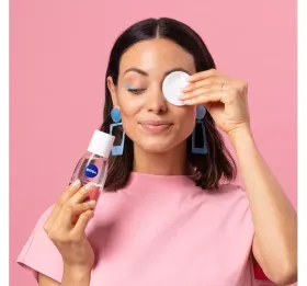 pol_pl_NIVEA-Vitamin-C-dwufazowy-plyn-do-demakijazu-oczu-125-ml-79844_2.webp