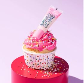 essence_birthdayboomb_01_błyszczyk_